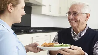 Stravování seniorů: Klíč k lepšímu zdraví a vitalitě